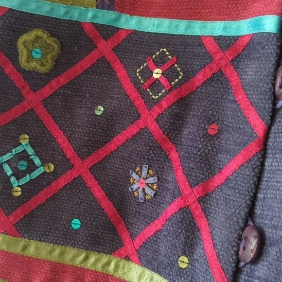 Vtg 90s patchwork Boho embellished Sage/ Fuschia/ button front boxy jacket sz M - Picture 11 of 13